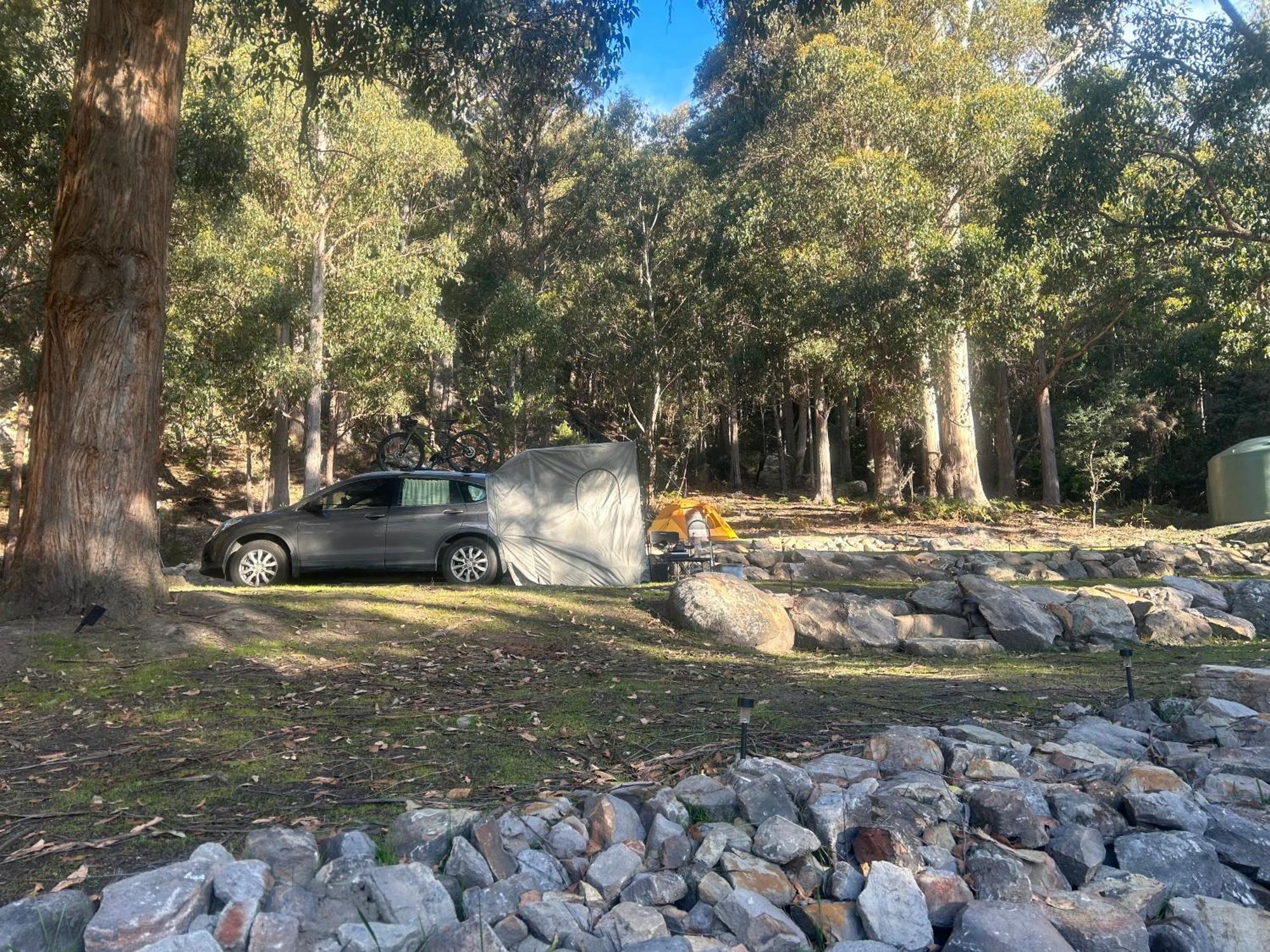 Готель Base Camp Tasmania Нью-Норфолк Екстер'єр фото